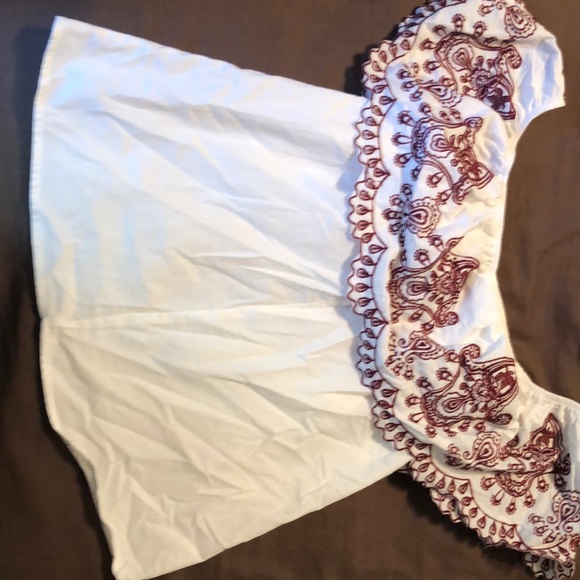 Top - Picture 2 of 2